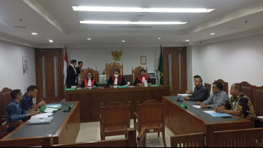 WNA Asal Singapura Ini Dipailitkan dan Minta Perlindungan Kepada Presiden Jokowi dan Prabowo, Karena Apa?Â 