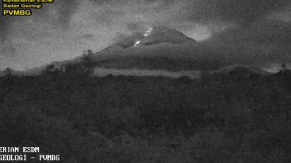Gunung Semeru Erupsi, Terjadi Guguran lava Pijar