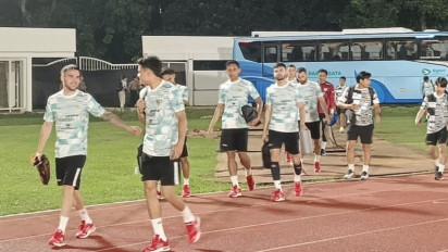 Momen Akrab Calvin Verdonk dengan Pemain yang Lebih Senior, Tiba-Tiba Pelatih Irak Buat Keputusan yang Bisa Rugikan Timnas Indonesia