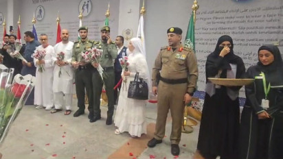 Jurnalis tvOnenews.com Ikut Sambut Jemaah Haji Asal Turki di Fast Track Bandara Jeddah 