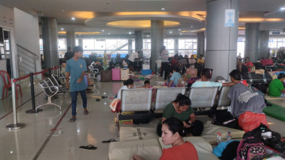 419 Penumpang KM Umsini Tujuan Surabaya Diberangkatkan Menggunakan Kapal Milik Swasta