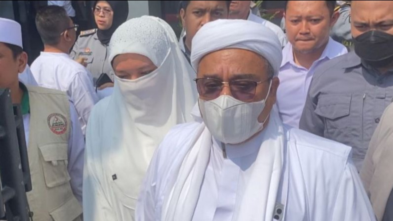 Sikap FPI Soal Bagi-bagi Izin Tambang untuk Ormas, Katanya..
            - galeri foto