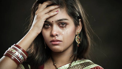 10 Tradisi Pernikahan Paling Ekstrim dan Aneh di Dunia, Dari Mulai Menikahi Karakter Game Online, Orang Meninggal Sampai Menikahi Mobil Karena...