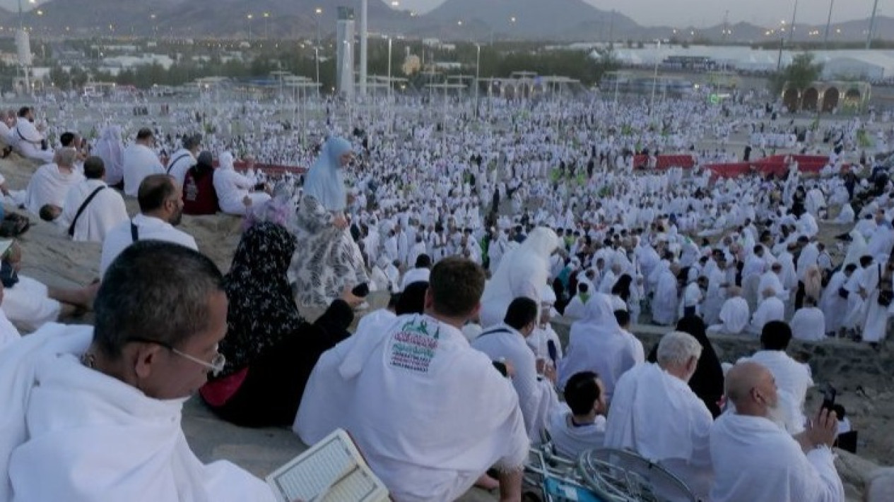 Wukuf di Arafah dan Replika Padang Mahsyar
            - galeri foto