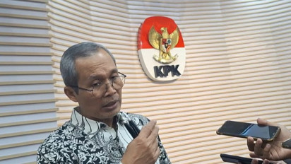 Kemarin Sebut Bisa Ditangkap Pekan Ini, Pimpinan KPK Kini Mendadak Tak Tahu soal Harun Masiku: Syukur-syukur Mau Menyerahkan Diri