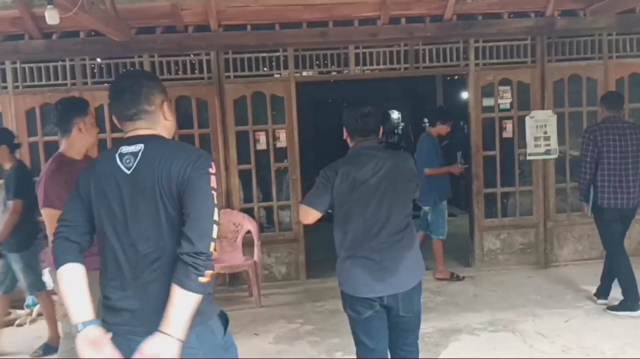 Mencengangkan! Sisir Rumah Pelaku Pengeroyokan Bos Rental Asal Jakarta di Pati, Polisi Temukan Puluhan Kendaraan Bodong Diduga Hasil Penggelapan
            - galeri foto