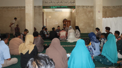 Tahanan Kasus Narkoba Polres Kediri Kota Langsungkan Pernikahan di Kantor Polisi