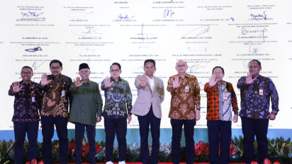 Dukung Roadshow Bus KPK 2024, Pj. Gubernur Jatim Sebut Upaya Preventif Sosialisasikan Pendidikan Antikorupsi Sejak Dini