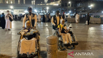 Soal Komersialisasi Layanan Kursi Roda oleh Petugas Haji, Ini Jawaban Kementerian Agama