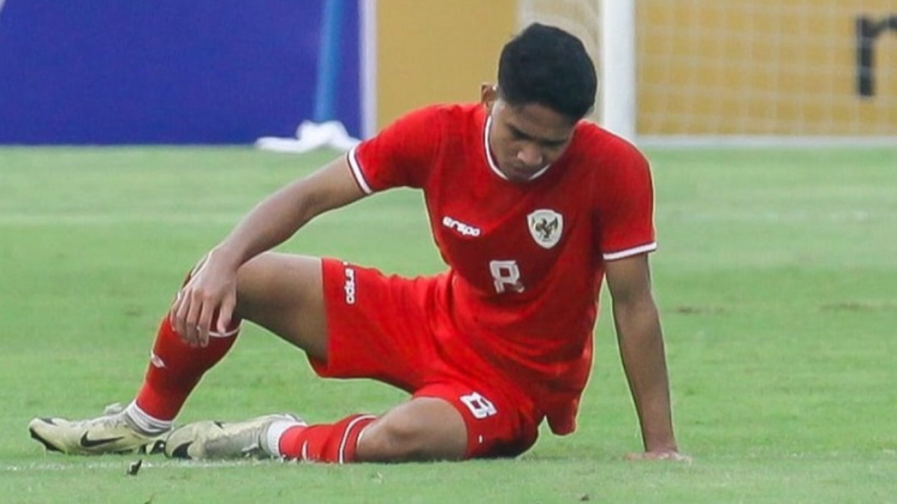 Tendangan Bebasnya Diledek Orang di Pinggir Jalan, Begini Reaksi Mengejutkan Marselino Ferdinan
            - galeri foto