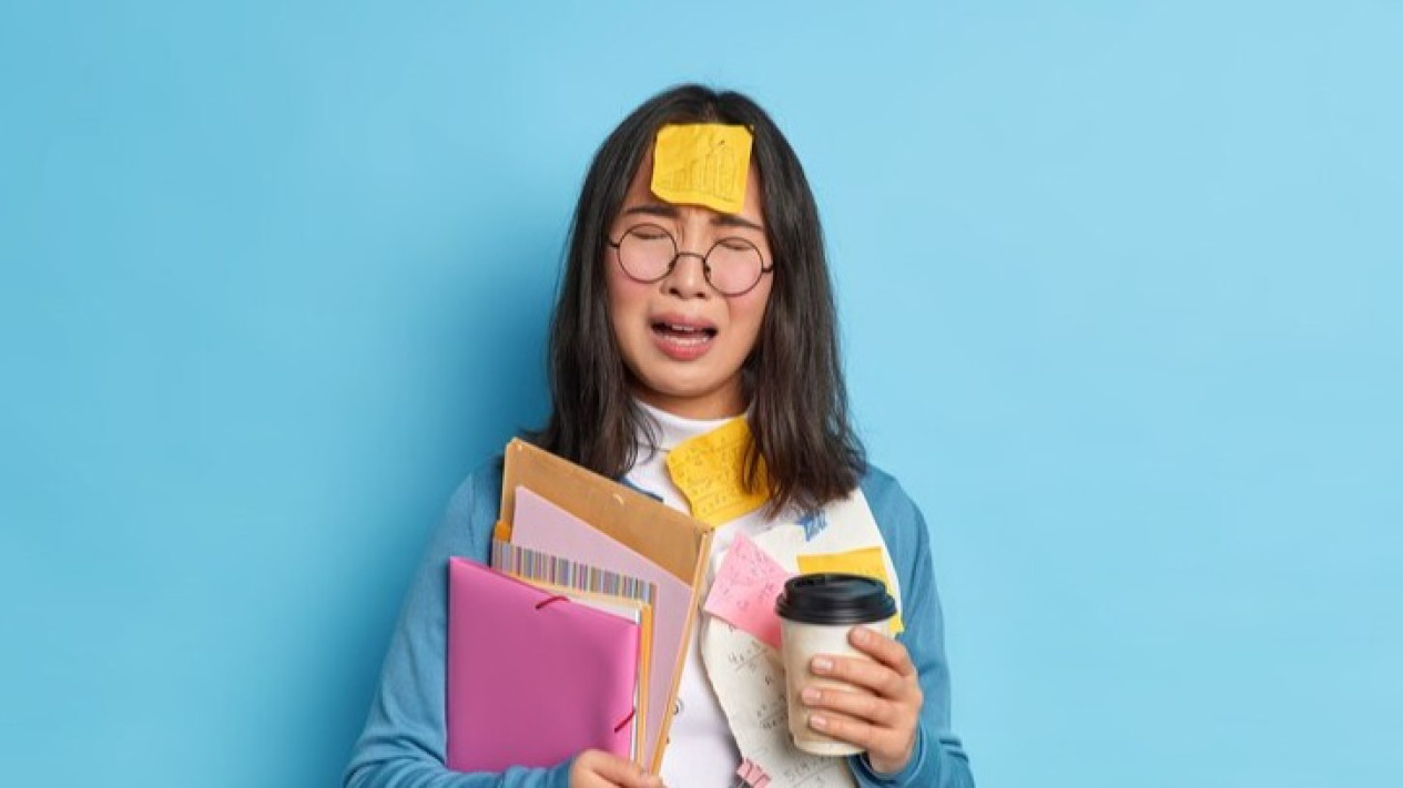 Hati-hati! 6 Shio Ini Diramal Bakal Kurang Beruntung di Tahun 2024, Mulai dari Masalah Keuangan hingga Kesehatan
            - galeri foto