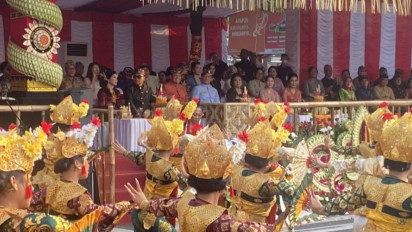 Buka Pesta Kesenian di Bali, AHY Wakili Presiden Jokowi