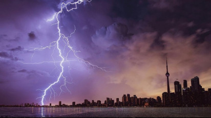 Prakiraan Cuaca BMKG Hari Ini: Sebagian Besar Wilayah Indonesia Berawan, Jakarta Diprediksi Diguyur Hujan Ringan