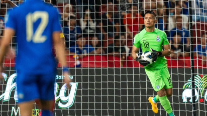 Kiper Singapura Terus Dapat Hadiah dari China, Warung Nasi Padang Laris Manis