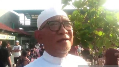 Cerita Pengusaha Solo Bagikan Ribuan Paket Kurban, Makan Bersama dan Gelar Pentas Hiburan  Usai Shalat Idul Adha