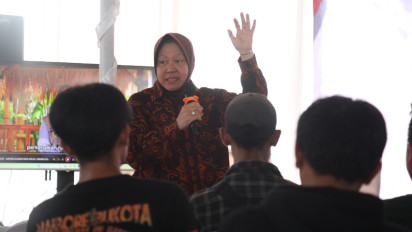 Gelar Bakti Sosial di Lebak, Mensos Risma Berikan Bantuan Untuk PENA MUDA