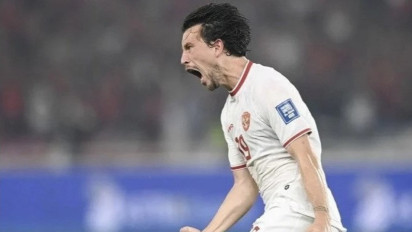 Thom Haye Terkejut saat Selebrasi Knee Slide Usai Cetak Gol Pertama untuk Timnas Indonesia, Katanya Rumput GBK ...