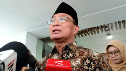 Menko PMK: Bansos Bisa Diberikan untuk Keluarga Penjudi Online