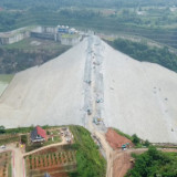 Makan Biaya Rp2,8 Triliun, Bendungan Irigasi dan Listrik untuk Jabar-Jateng Ini Rampung 98 Persen dan Segera Diresmikan Presiden Jokowi