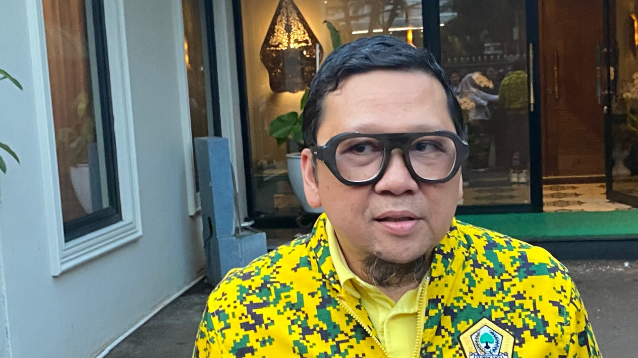Golkar: Masyarakat Jabar Masih Ingin Ridwan Kamil Jadi Gubernur Lagi
            - galeri foto