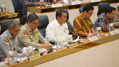 DPR Apresiasi Amran Sulaiman  Kembali Ke Kementan