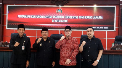 Momen Peringatan Bulan Bung Karno, Rektor UBK dan Direktur Akademi Komunitas Negeri Putra Sang Fajar Jajaki Kerjasama