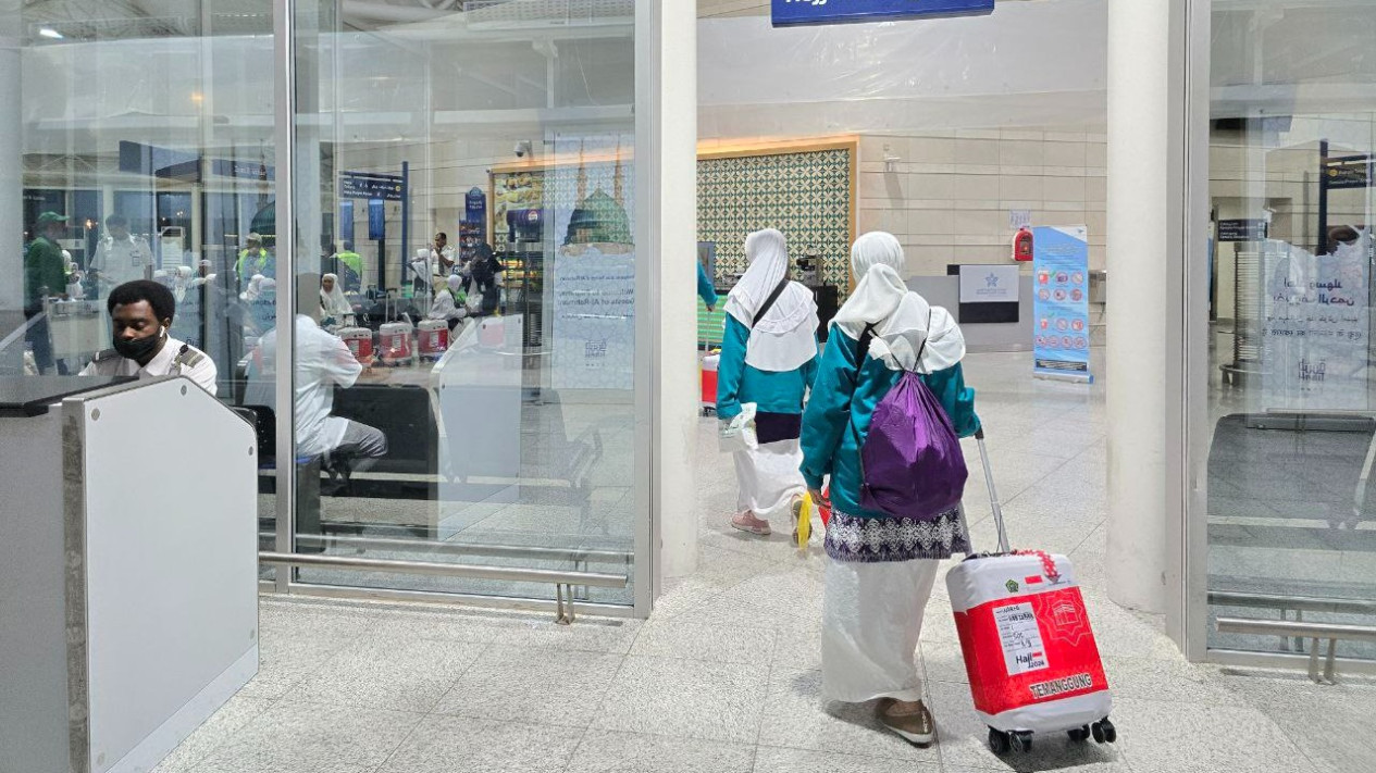 7.973 Jemaah Haji Indonesia akan Pulang ke Tanah Air Hari ini, 22 Juni 2024
            - galeri foto