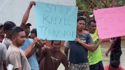 Puluhan Warga Tolak Aktivitas Pengerukan Emas oleh Kapal Tiongkok di Aceh Barat