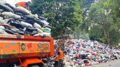 Tumpukan Sampah Kembali Meluber di Depo Hingga Jalan, Begini Kata DLH Kota Yogyakarta