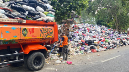 Pedagang Keluhkan Bau Tak Sedap Akibat Tumpukan Sampah, DLH Kota Yogyakarta Sebut Kesadaran Masyarakat Belum Optimal
