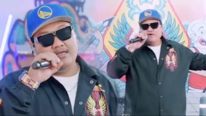 Lirik Lagu Ndarboy Genk - Mendung Tanpo Udan, Manisnya Masa Pacaran Namun Akhirnya Putus Juga