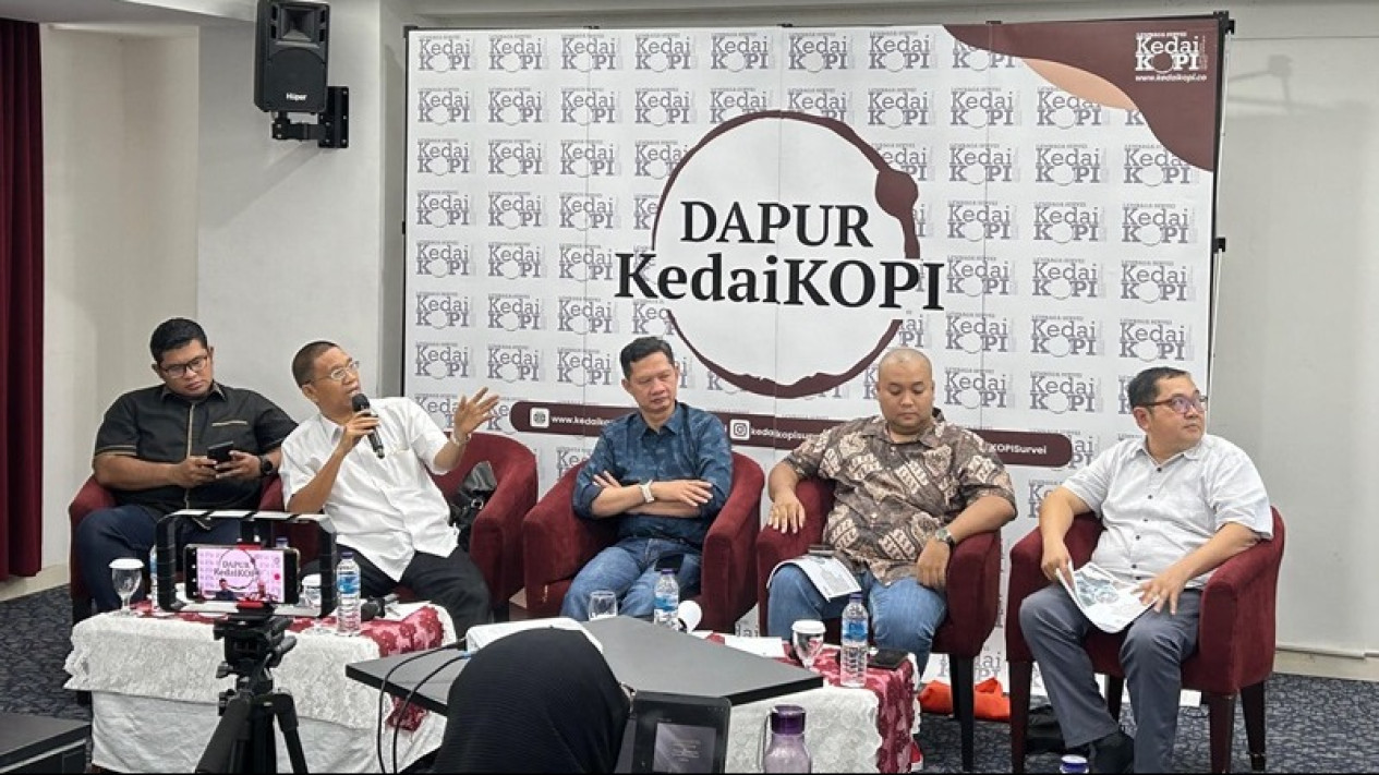 DPRD DKI Tolak Keras Kebijakan Pembatasan Usia Kendaraan di Jakarta, Ini Alasannya
            - galeri foto