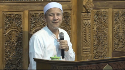 Selain Sebelum Subuh, Baca Wirid ini 100 Kali Habis Shalat Isya, Amalan Pengalir Rezeki Bertubi-tubi Kata Habib Novel Alaydrus
