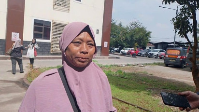 Ayah dan Ibu Pegi Setiawan Kembali Datangi Polda Jabar, Bawakan Pakaian dan Makanan Kesukaan Anaknya