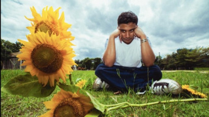 Lirik Lagu Sal Priadi - Gala Bunga Matahari Viral di Tiktok Bikin Menguras Air Mata