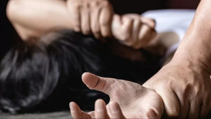 Sadis! Wasit Liga 2 Diduga Jual Istri ke Pria Hidung Belang Lewat Aplikasi, Paksa Threesome hingga Ancam KDRT