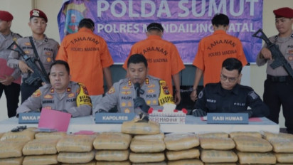 Jadi Kurir Ganja 110 Kilogram, Tiga Warga Sumatera Barat Masuk Bui