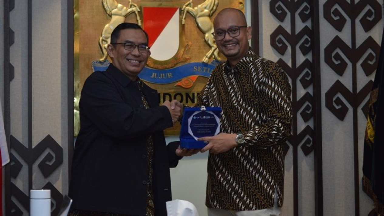 Apresiasi Mitra, Bakrie Center Foundation Berikan Partnership Award Kepada Mitra Universitas & Lembaga Sosial
            - galeri foto