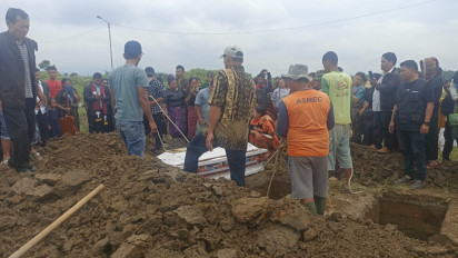Empat Jenazah Korban Kebakaran Rumah di Kabanjahe Dimakamkan di TPU Salit