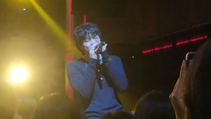 Sukses Gelar Konser di Jakarta, Junny Joget Bareng hingga Basah-basahan Bareng Penggemar