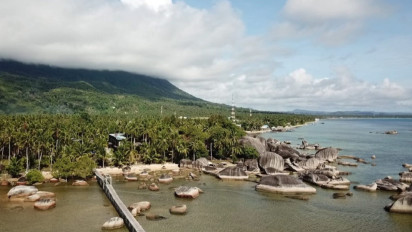 Alif Stone Park Natuna, Keajaiban Alam dari Bebatuan Prasejarah Nan Menawan