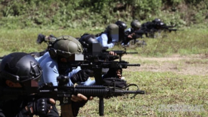 Kopaska dan Paskal TLDM Latihan Menembak bersama di Kinabalu