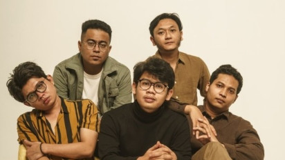Lirik Lampu Kuning - Juicy Luicy, Single Terbaru dari Album Nonfiksi Trending di YouTube