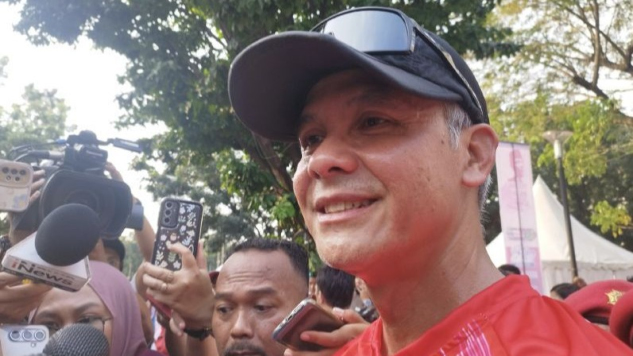 Ganjar Ajak Generasi Muda Ikuti Soekarno, Ternyata Ini Tujuannya
            - galeri foto