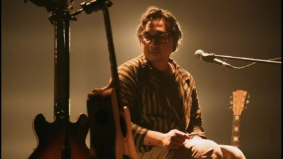 Lirik Lagu Adhitia Sofyan - Sesuatu Di Jogja, Nostalgia dengan Kenangan dengan Kota Yogyakarta