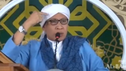 Bolehkah Seorang Ayah Mencium Anak Gadisnya yang Sudah Remaja? Buya Yahya Dengan Tegas Jawab Kalau...