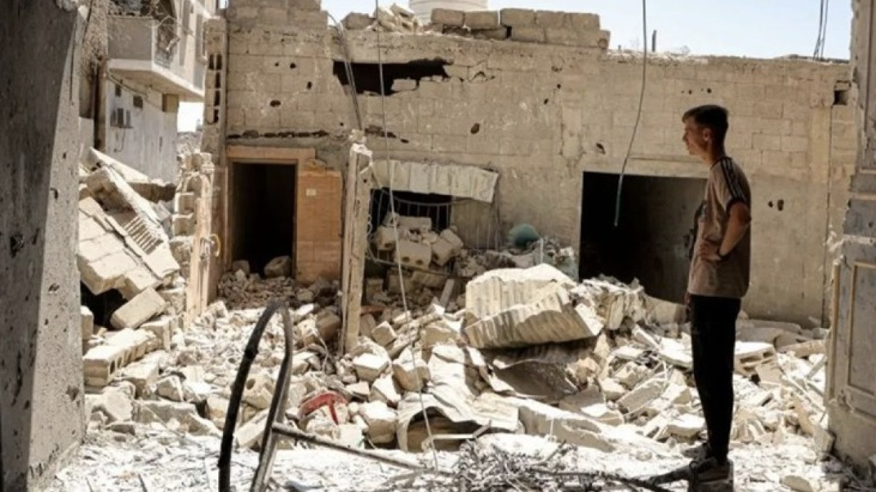 Israel Buang Limbah ke Aliran Air yang Digunakan Warga Palestina, Kini Mereka Tidak Bisa Dapat Air Minum Layak
            - galeri foto