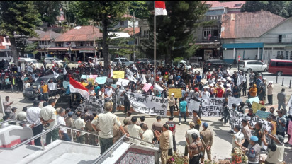 Dinilai Tidak Netral Jelang Pilkada, Seribuan Massa Desak Pj Bupati Taput Mundur