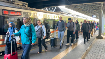 Masa Libur Sekolah, 145.374 Penumpang Naik Kereta di Wilayah Daop 8 Surabaya, Ini Tujuan Favorit