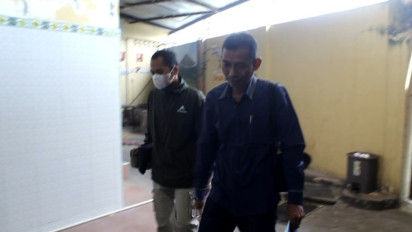 Ini Tampang Pengasuh Ponpes di Lumajang yang Nikah Siri dengan Santriwati Tanpa Izin Orang Tua saat Penuhi Panggilan Polisi, Sebelumnya Mangkir